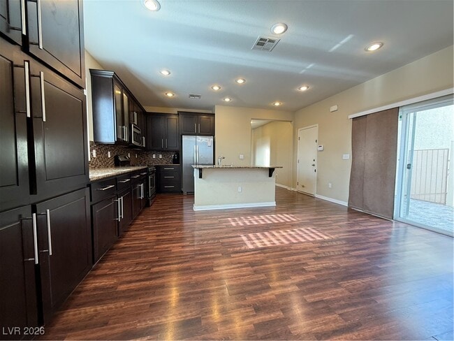 Building Photo - 9172 Domina Royal St