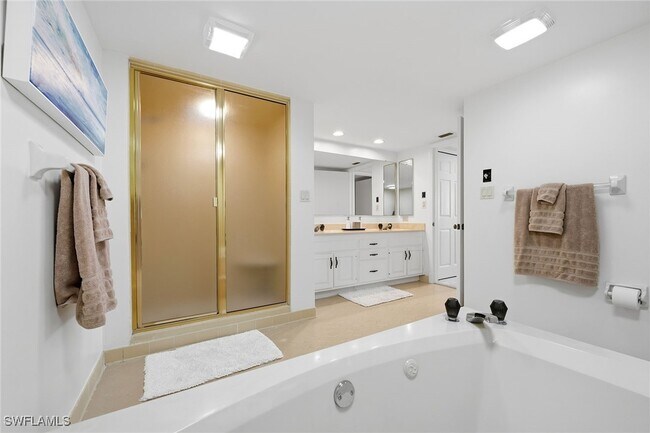 Building Photo - 5601 Turtle Bay Dr