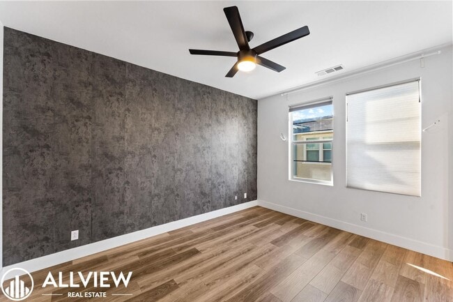 Building Photo - Turnkey 2 Bedroom, 2.5 Bath End Unit Townhome Available NOW in Rancho Mission Viejo!