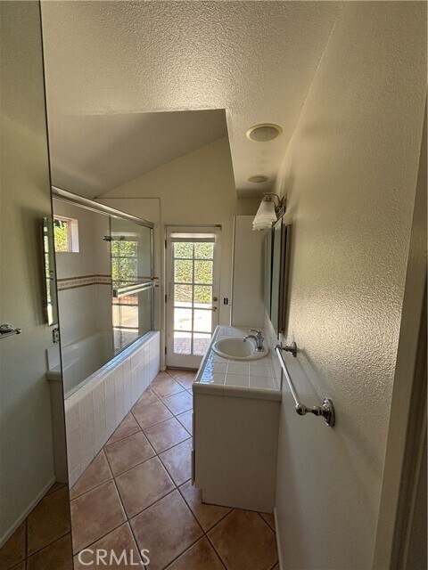 Building Photo - 4801 Winvale Ave