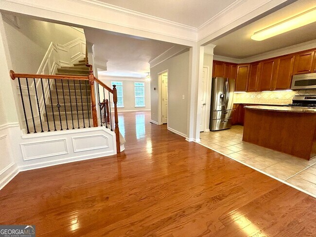 Building Photo - 4692 Wehunt Commons Dr