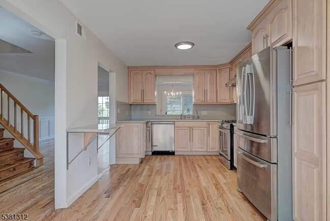Building Photo - 326 Araneo Dr