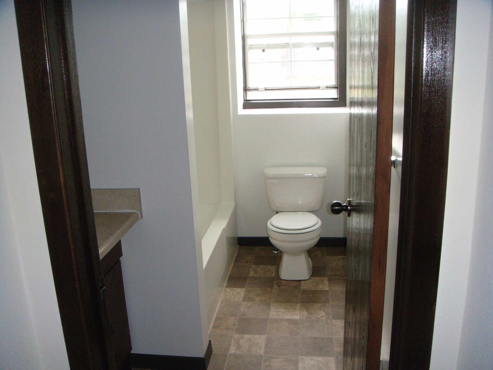 part of bathroom - 27 Woodhill Ct