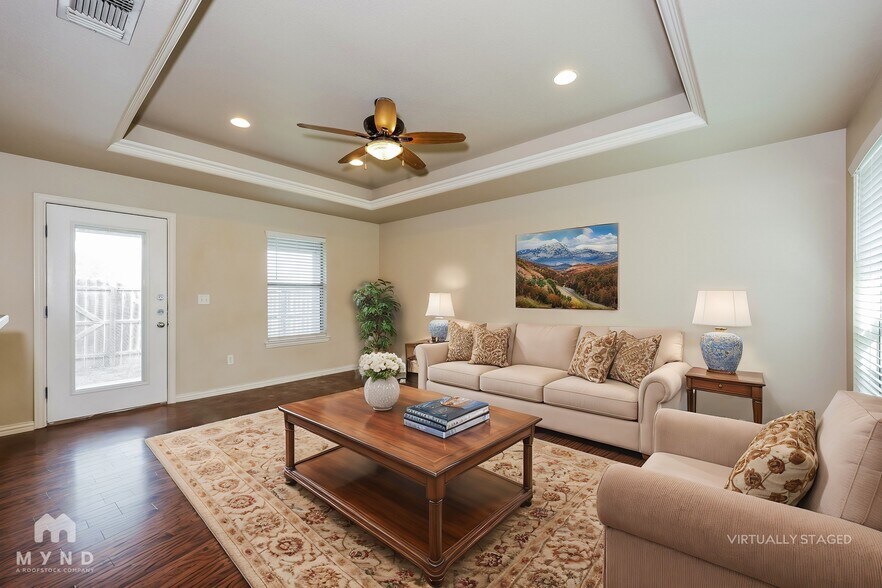 Building Photo - 118 Jolin Ln