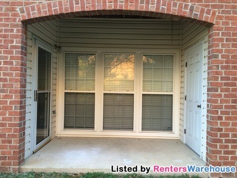Building Photo - 2412 Chestnut Terrace Ct