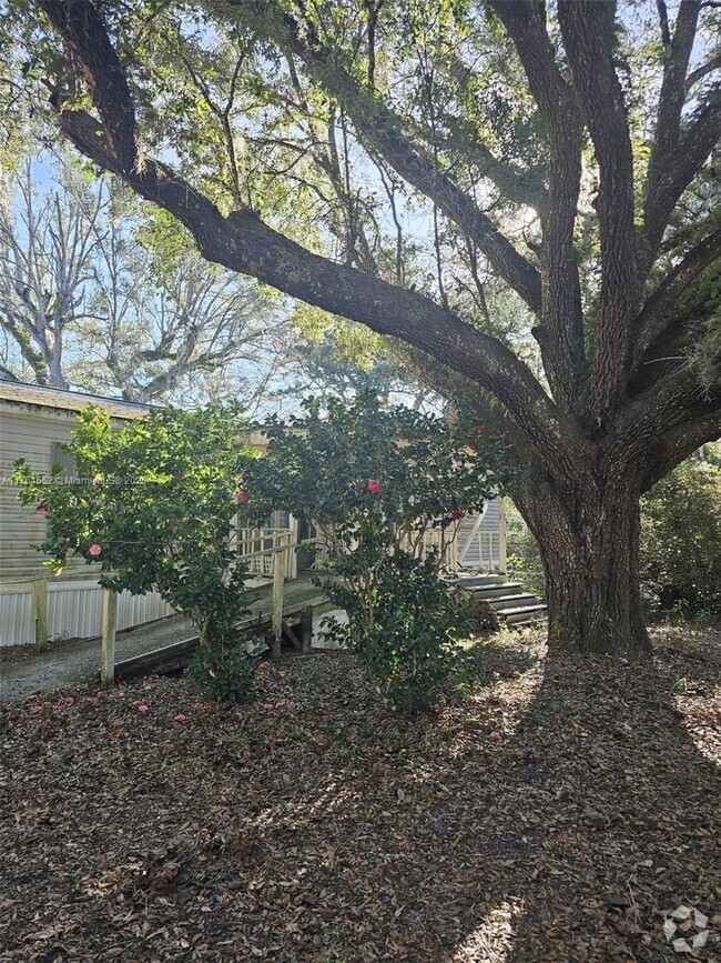 Building Photo - 18520 Wildlife Trail