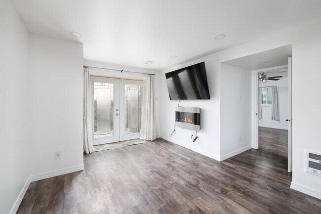 Building Photo - 207 Ridge Springs Ln