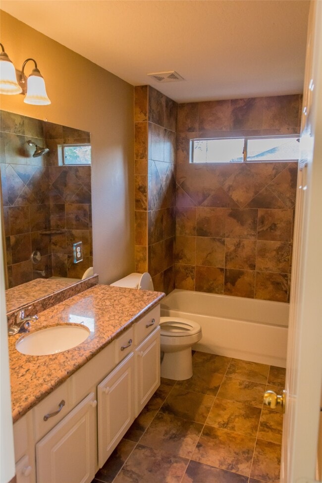 Building Photo - 25727 Bearborough Dr