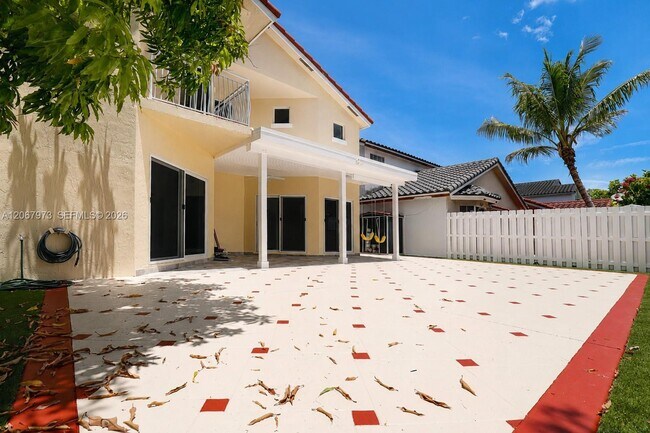 Building Photo - 15428 SW 50th Terrace