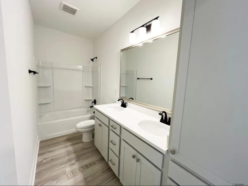 Building Photo - 13132 Hawk Creek St