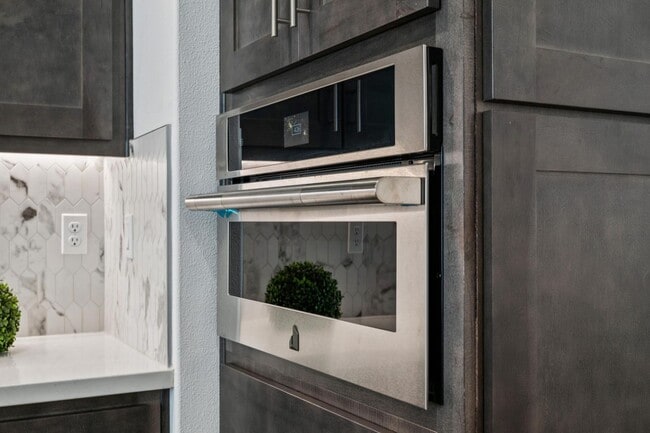 Building Photo - 3479 Client Cmn