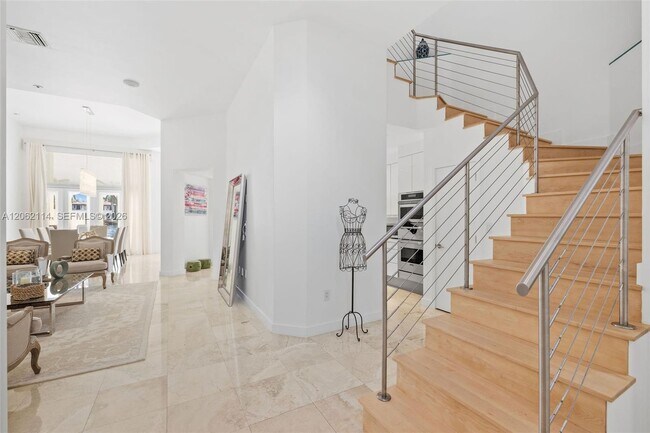 Building Photo - 21103 NE 38th Ave