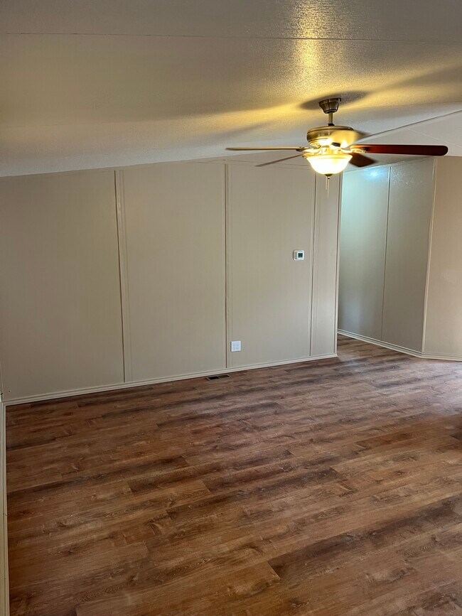 Building Photo - 50 Lil Arkansas Rd