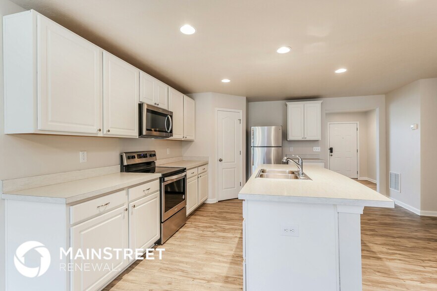 Building Photo - 4061 Firestone Way