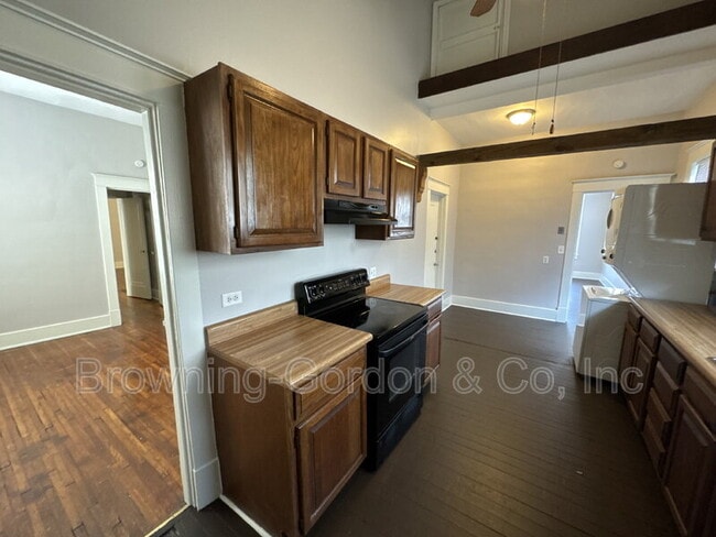 Building Photo - 1415 Acklen Ave