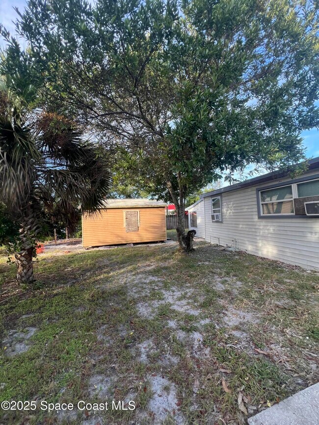 Building Photo - 1616 Terrace St