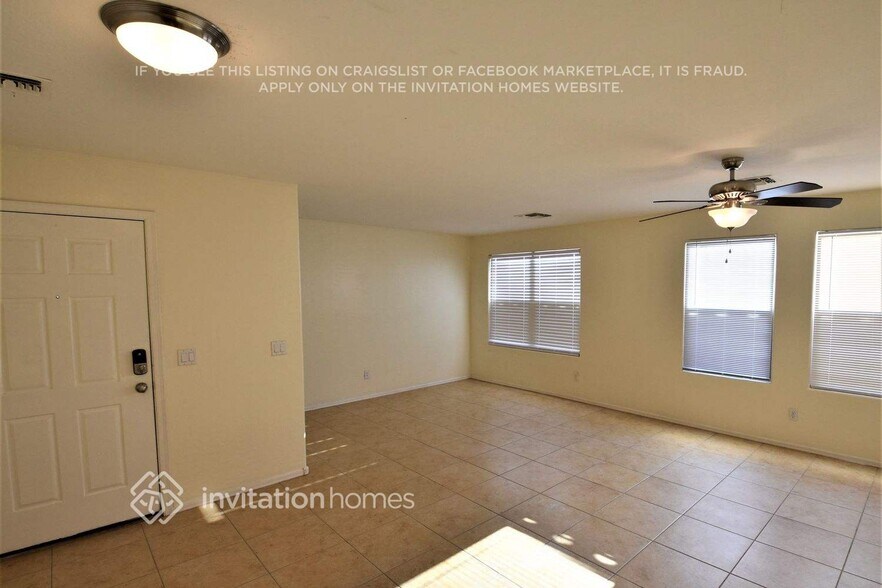 Building Photo - 1938 W San Tan Hills Dr