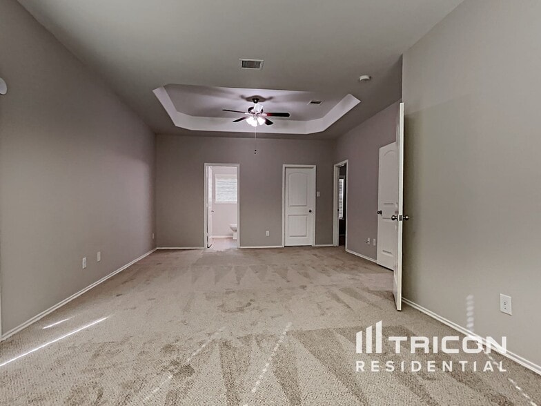 Building Photo - 22103 Silverfield Park Ln