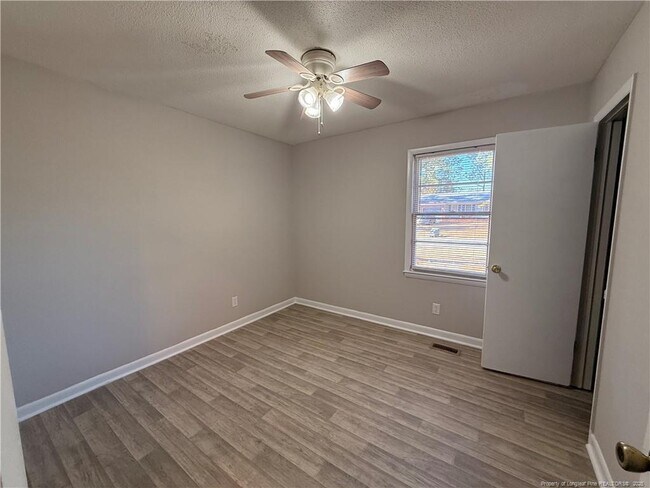 Building Photo - 323 Cadmium Ct