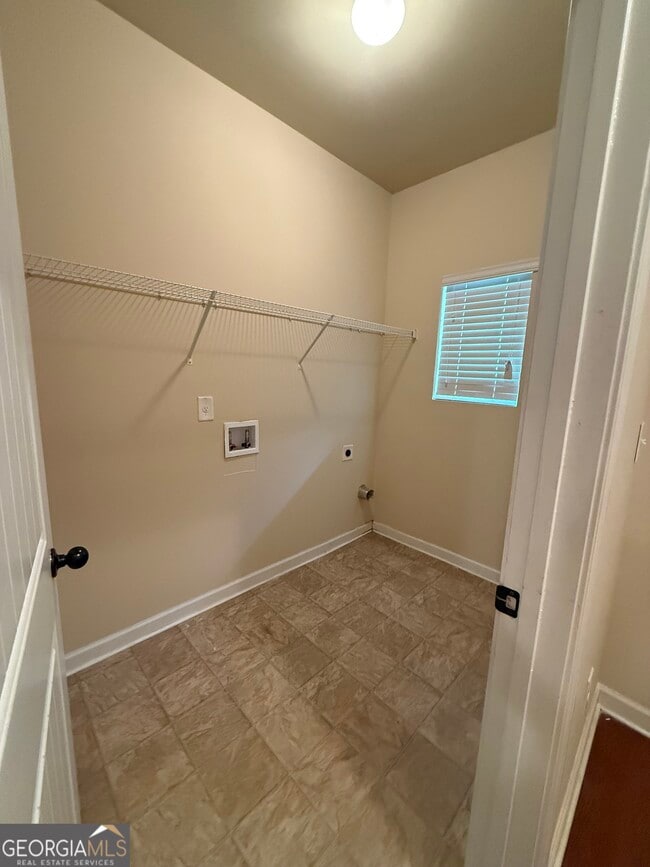 Building Photo - 2529 Shropshire Pl