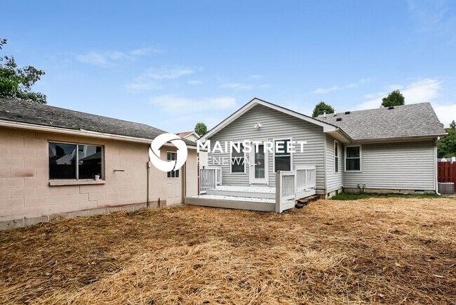 Building Photo - 8320 Silver Fox Rd