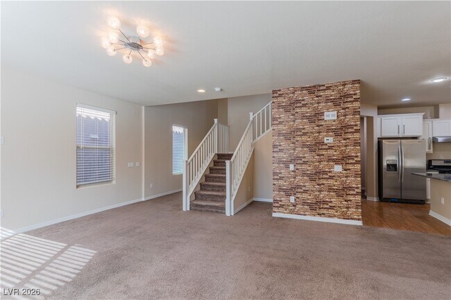 Building Photo - 10279 Mopan Rd