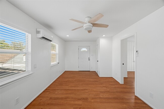 Building Photo - 1107 Fugate St
