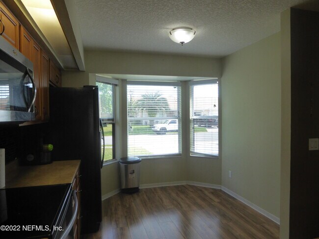 Building Photo - 14317 Coral Reef Dr S