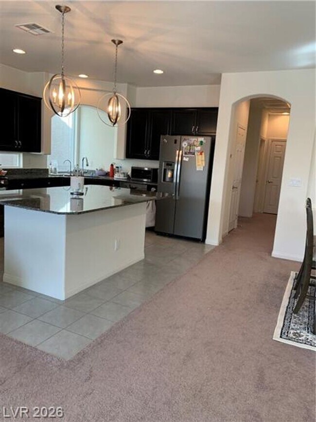 Building Photo - Nearly New! Stunning 5-Bedroom Home with Modern Features