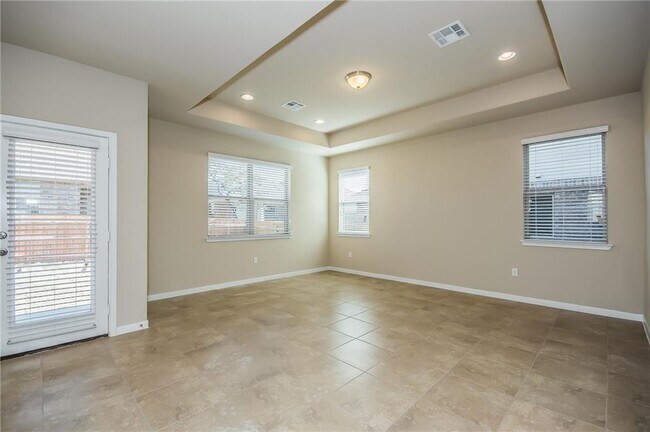 Building Photo - 2432 Lyla Ln