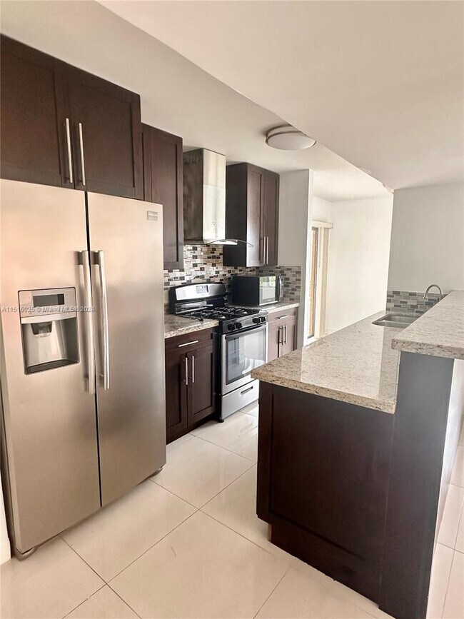 Building Photo - 15320 SW 106th Terrace