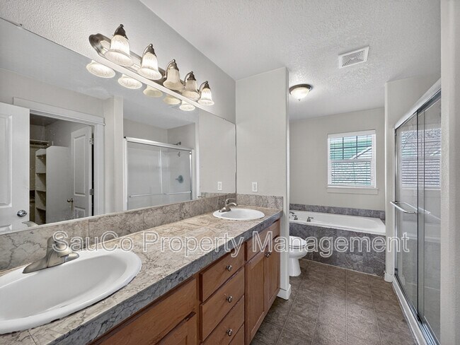 Building Photo - 5073 NW 149th Terrace