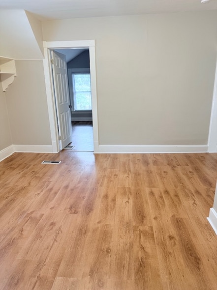 Building Photo - 6614 Chamberlain Ave