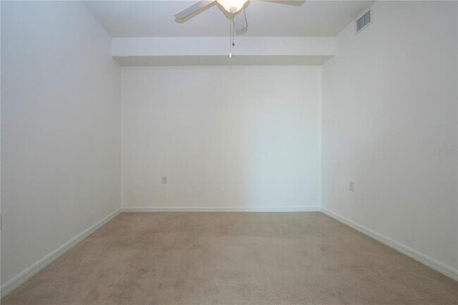 Building Photo - 16804 Vardon Ter