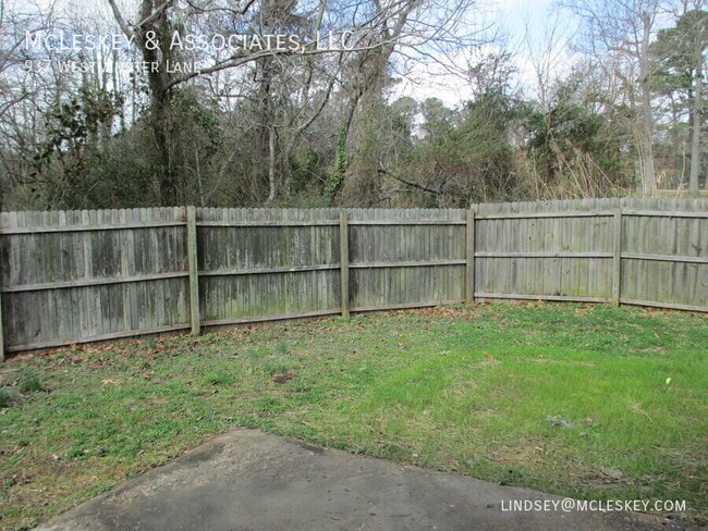 Building Photo - 937 Westminster Ln