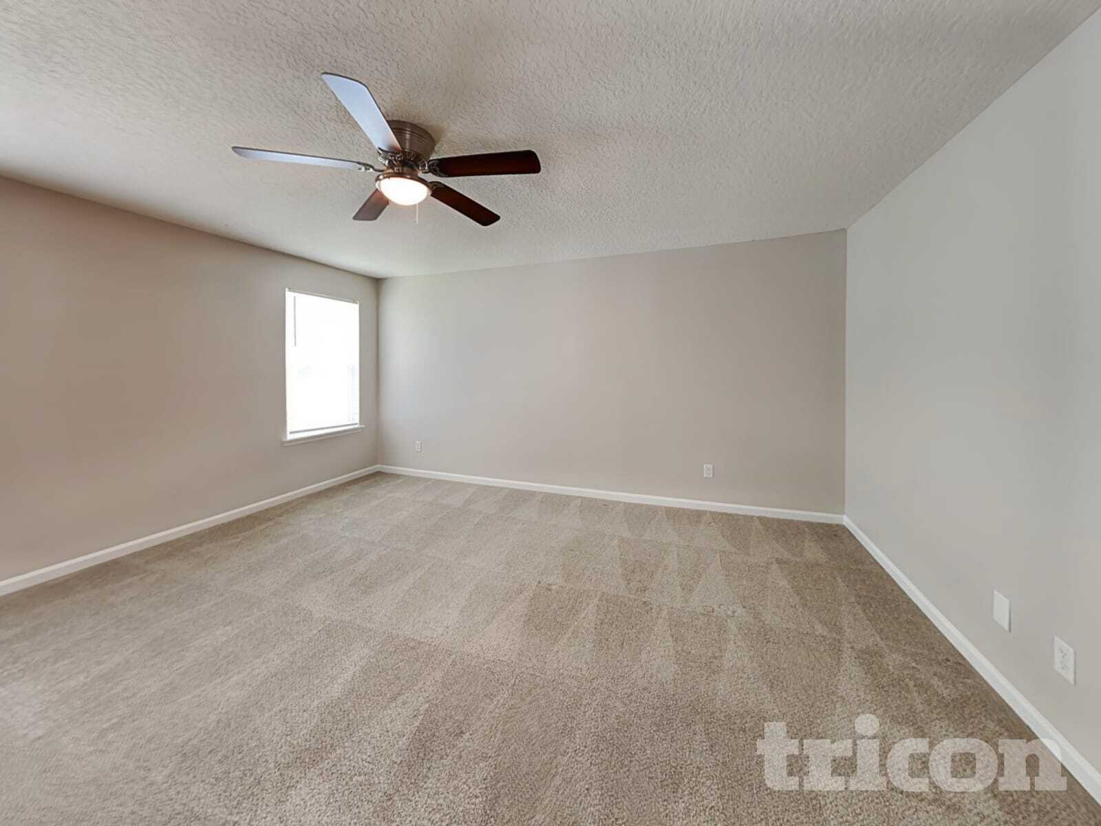 Building Photo - 11982 Alexandra Dr