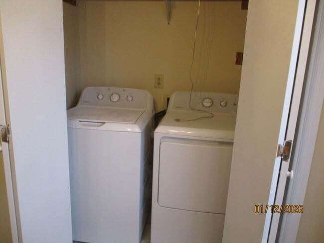 Building Photo - Charming 3-Bedroom Brick Home for Rent – Hephzibah, GA