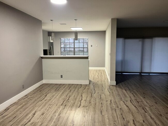 Building Photo - 6080 Verde Trail S