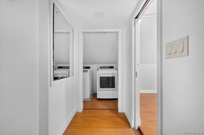 Building Photo - 1155 Webster Ave