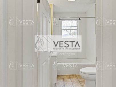 Building Photo - 118 Pine Hill Dr