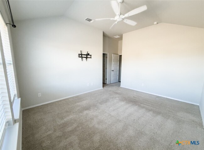 Building Photo - 139 Lyndon Dr