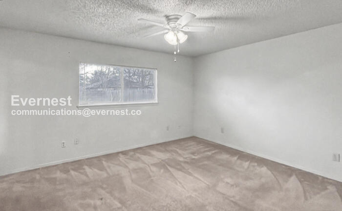 Building Photo - 3206 Abbey Field Ln