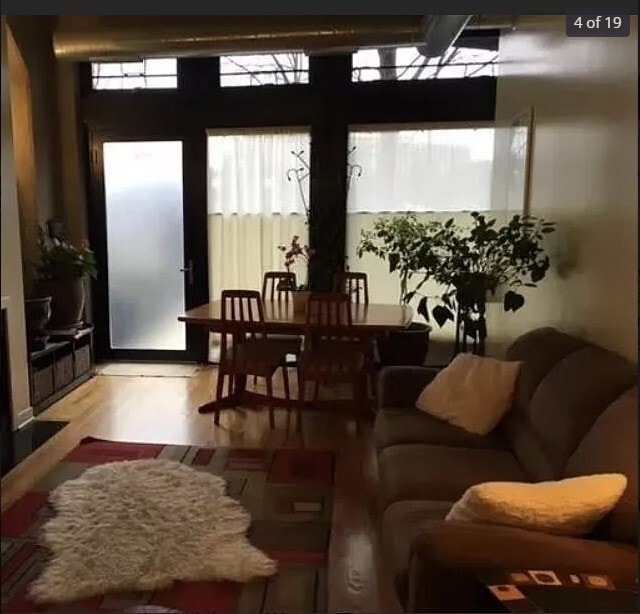 Building Photo - 1151 W 15th St