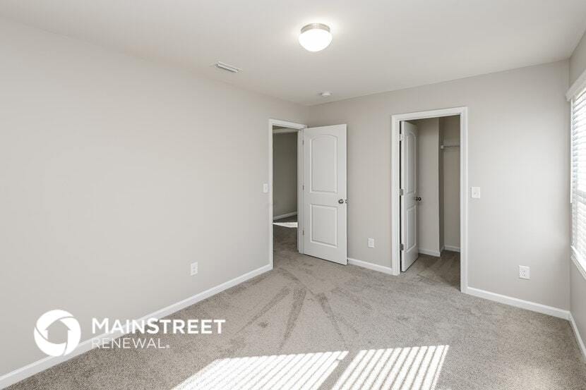 Building Photo - 12978 Hill Pine Rd