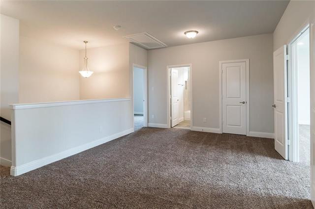 Building Photo - 4004 Knollbrook Ln