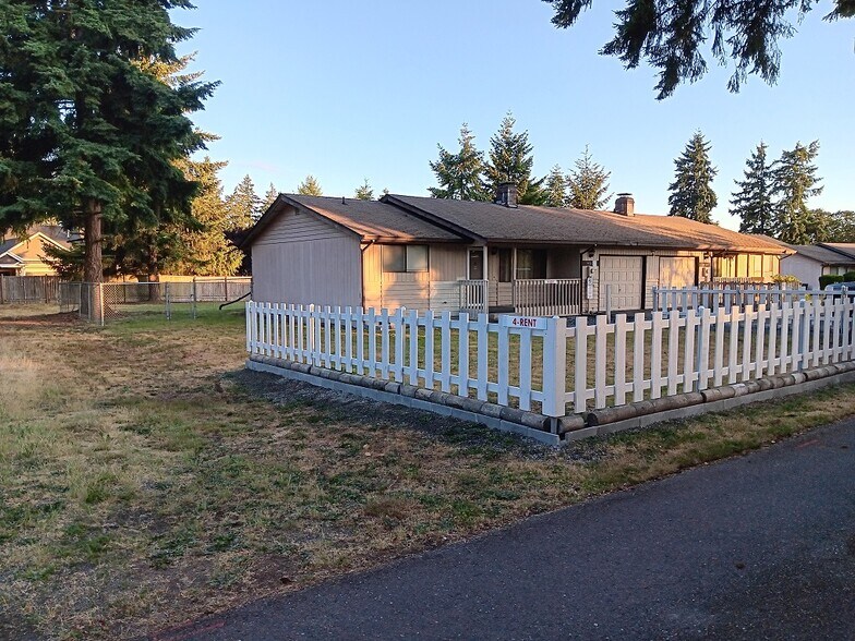 Primary Photo - 16506 16th Avenue Ct E