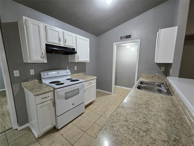 Building Photo - 9571 Gonzales Dr