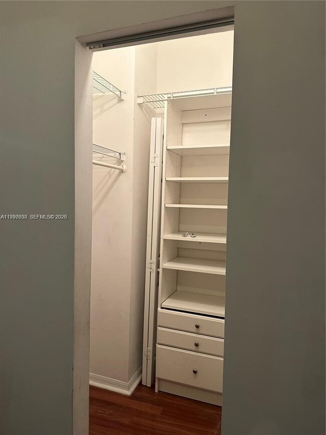 Building Photo - 2191 Anchor Ct