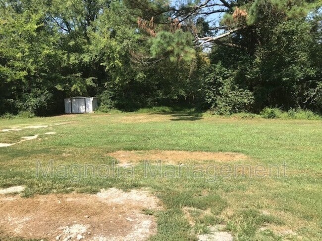 Building Photo - 1308 Stagecoach Rd