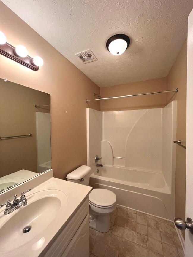 Building Photo - Available Now!  Beautiful ranch style home at Exit 1, pets allowed!